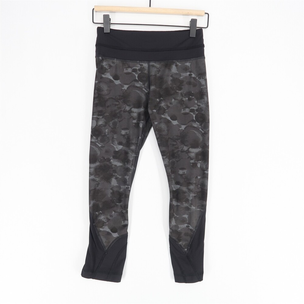 Lululemon Crop Leggings Womens 2 Black Splatter Back Zip‎ Pocket